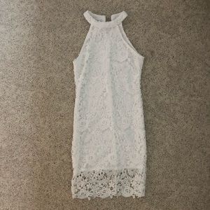 WHITE LACE DRESS